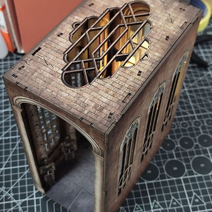 House of the Dragon Tiny Adventures Book Nook Mini Diorama Iron Throne