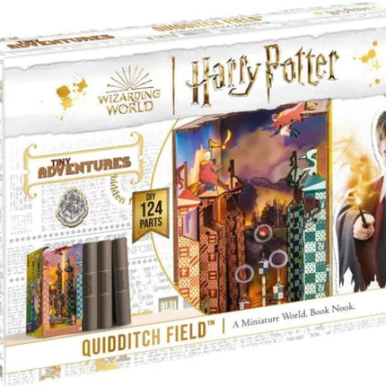 Harry Potter Små Eventyr Bogkrog Mini-Diorama Quidditch-bane