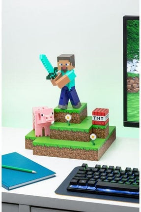 Minecraft Diorama lys Steve 30 cm